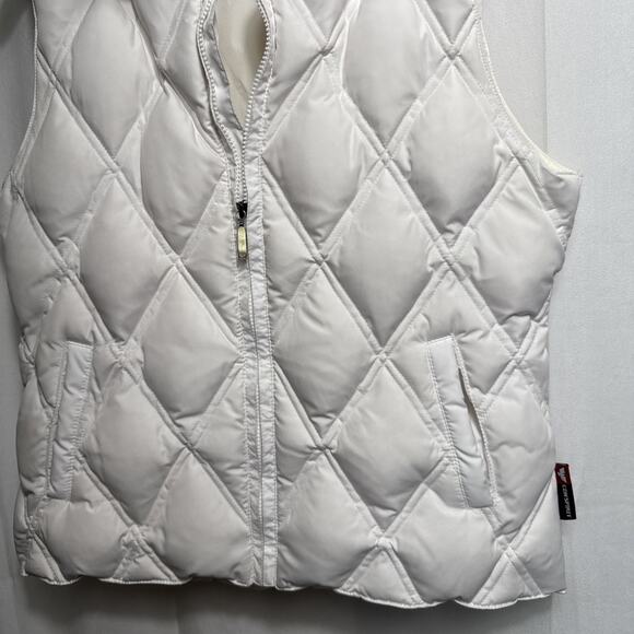 Women's White Puffer Down Vest Size XL Quilted Lightweight Pockets EUC Canadian - Picture 9 of 11